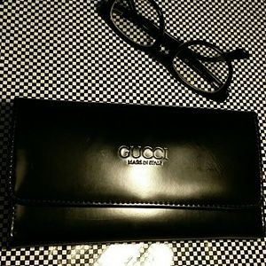 Gucci wallet.